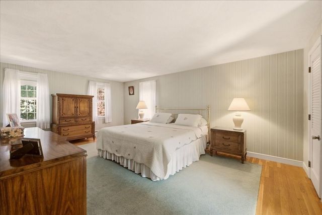 138 Forbes Rd, Westwood, MA 02090