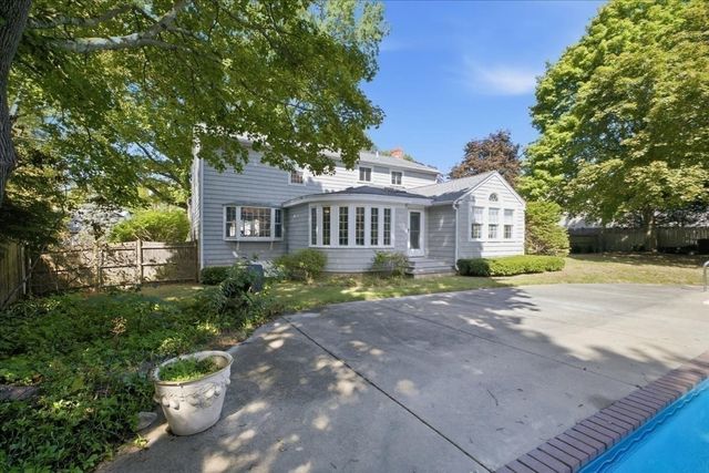 138 Forbes Rd, Westwood, MA 02090