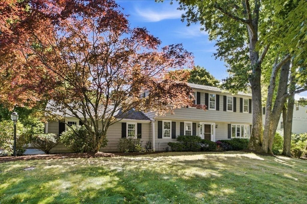 138 Forbes Rd, Westwood, MA 02090