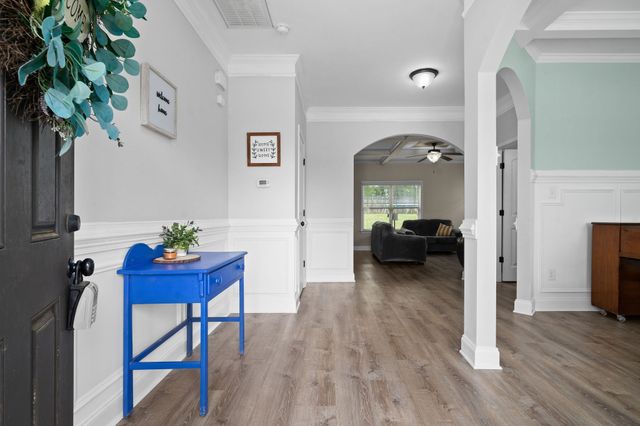 735 Sturdivant Dr, Clarksville, TN 37042