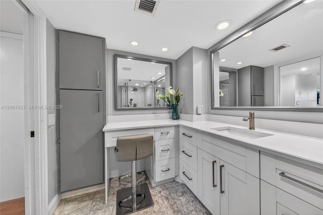 1905 N Ocean Blvd 4F, Fort Lauderdale, FL 33305