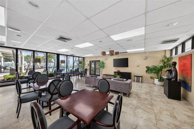 1905 N Ocean Blvd 4F, Fort Lauderdale, FL 33305