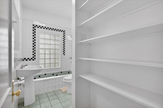 1607 Holman Street, Houston, TX 77004