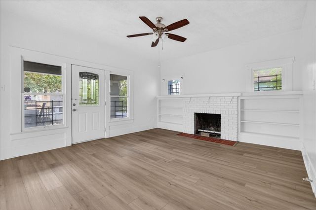 1607 Holman Street, Houston, TX 77004