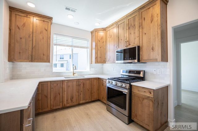 459 Church Street, Idaho Falls, ID 83401