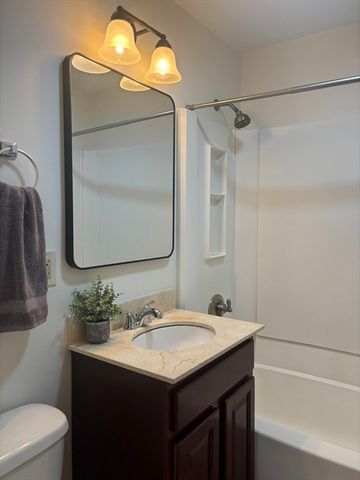 146 Willow Street 22, Waltham, MA 02453