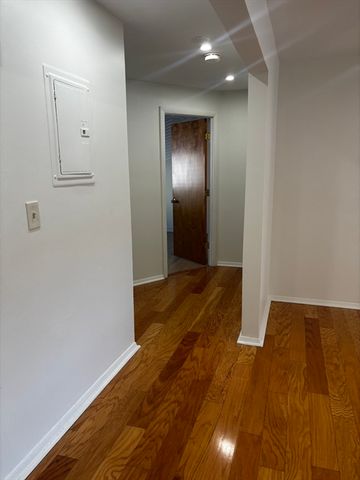146 Willow Street 22, Waltham, MA 02453