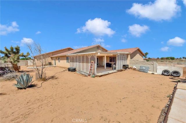 11331 Pasco Rd, Apple Valley, CA 92308