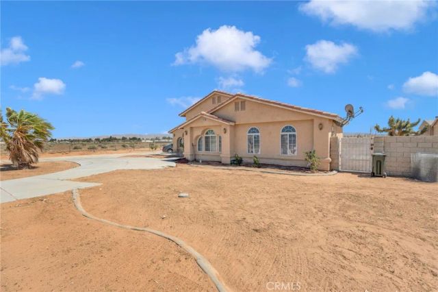 11331 Pasco Rd, Apple Valley, CA 92308