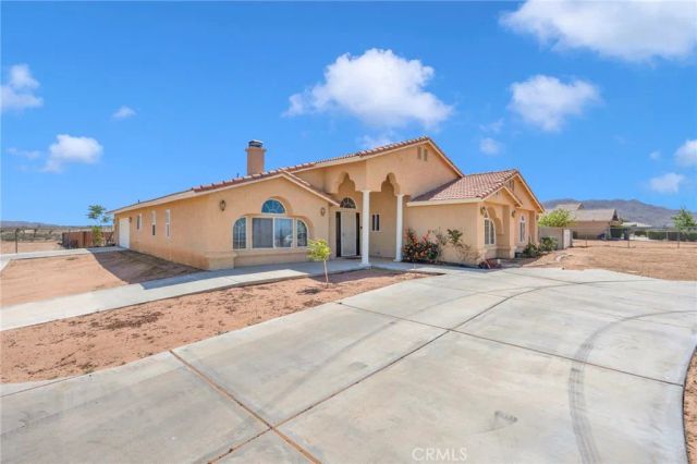 11331 Pasco Rd, Apple Valley, CA 92308