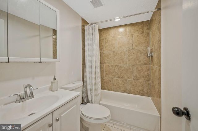 2300 VALLEY OAK CT, Waldorf, MD 20601