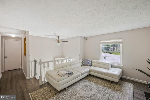 2300 VALLEY OAK CT, Waldorf, MD 20601