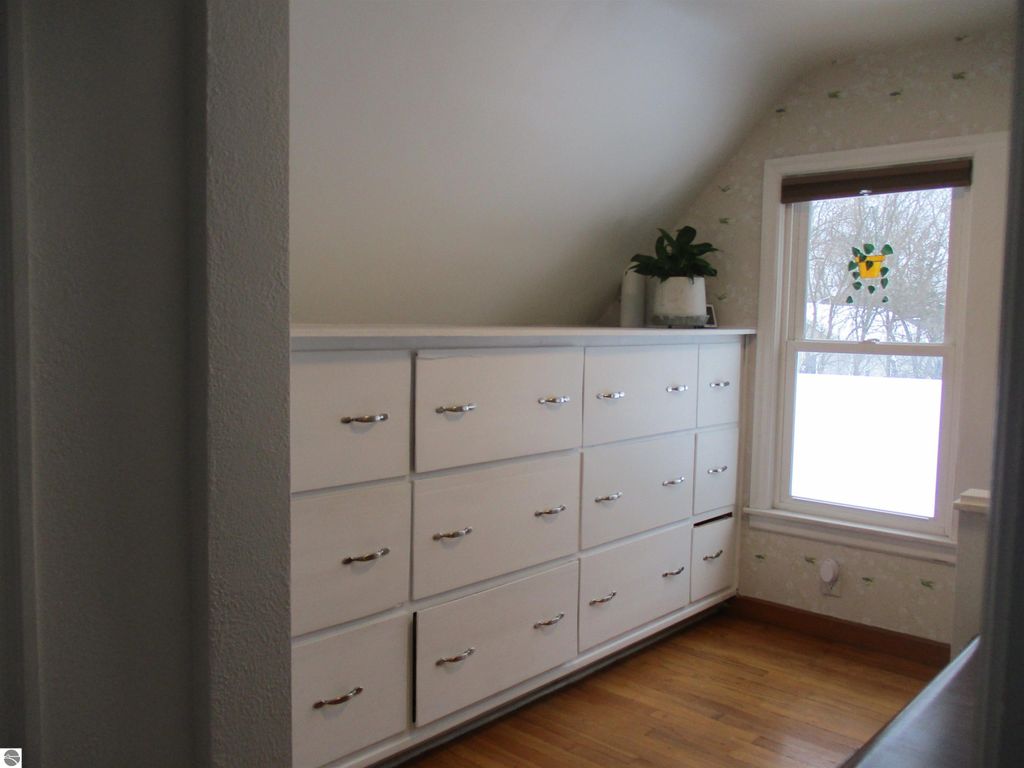 Image 12 of property listing at 1315 Mill Street, Midland, MI 48640