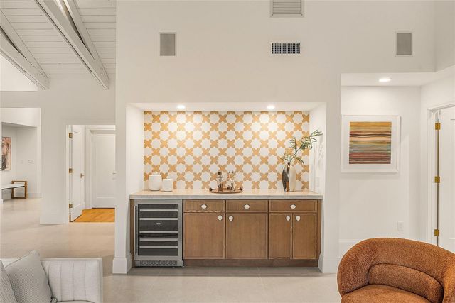 4877 Pineview Circle, Delray Beach, FL 33445