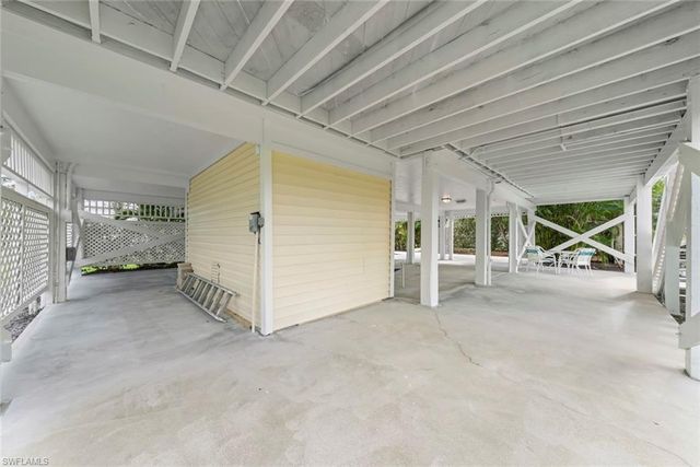 253 Daniel DR, Sanibel, FL 33957