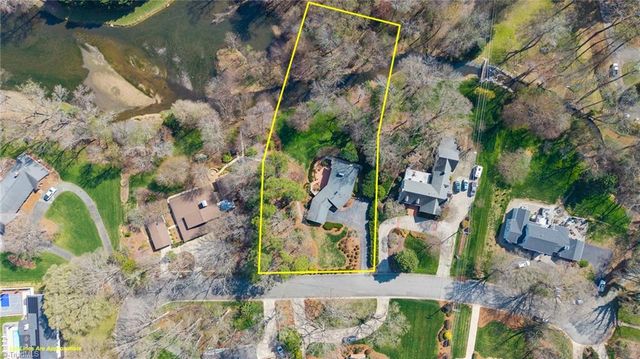 1912 Lake Drive, Burlington, NC 27215