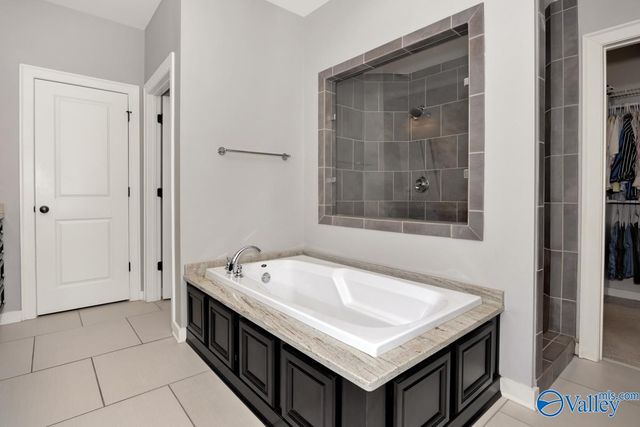 6453 Lincoln Park Place, Huntsville, AL 35806