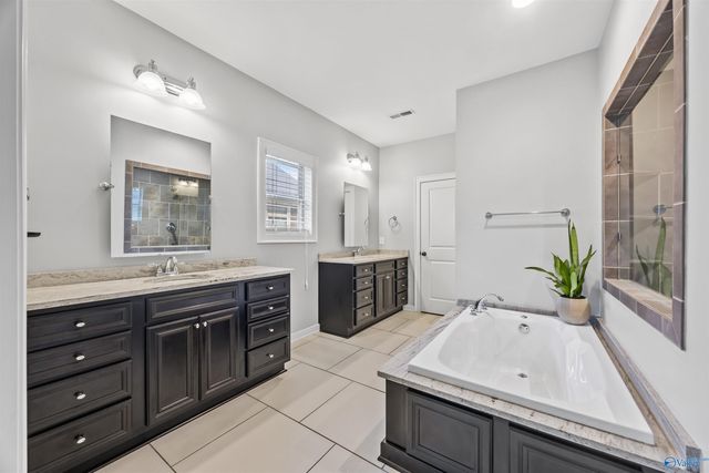 6453 Lincoln Park Place, Huntsville, AL 35806