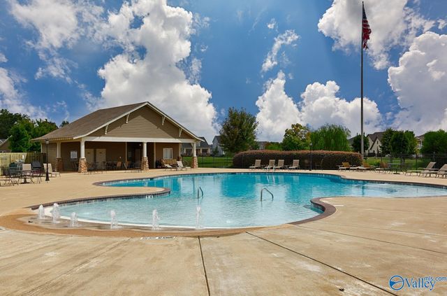 6453 Lincoln Park Place, Huntsville, AL 35806