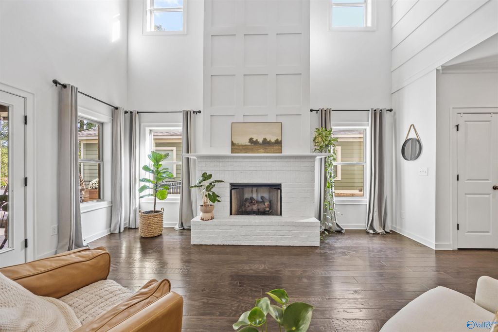 6453 Lincoln Park Place, Huntsville, AL 35806