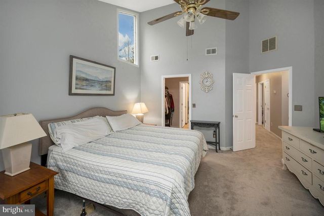 2005 LAKEVIEW PKWY, Locust Grove, VA 22508