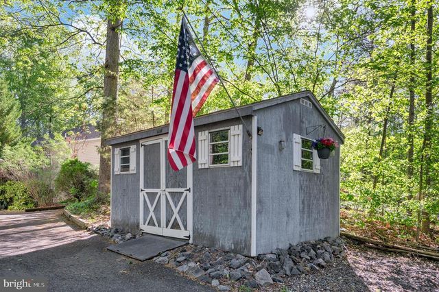 2005 LAKEVIEW PKWY, Locust Grove, VA 22508