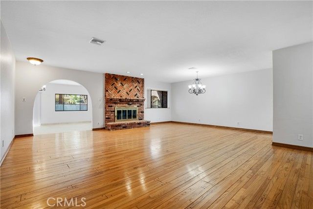 10835 Petit Avenue, Granada Hills (los Angeles), CA 91344