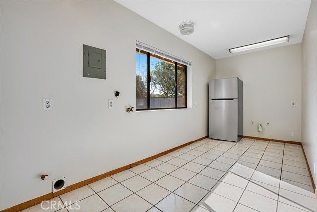 10835 Petit Avenue, Granada Hills (los Angeles), CA 91344