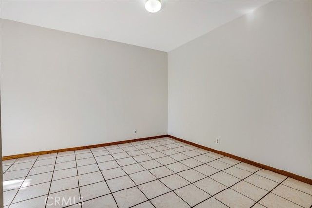 10835 Petit Avenue, Granada Hills (los Angeles), CA 91344