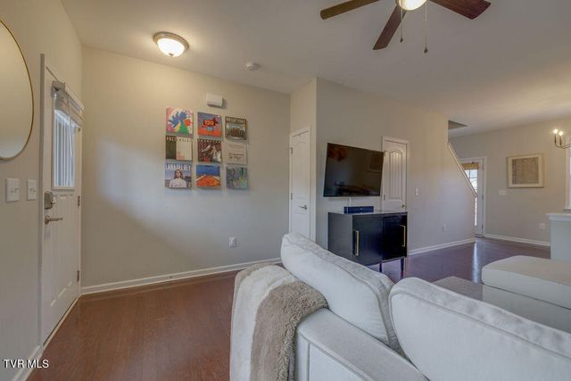 657 Suffolk Road, Johnson City, TN 37615