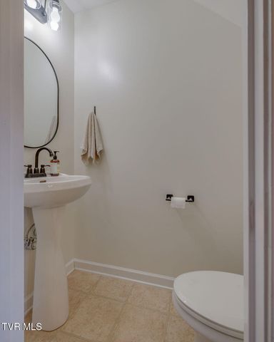 657 Suffolk Road, Johnson City, TN 37615