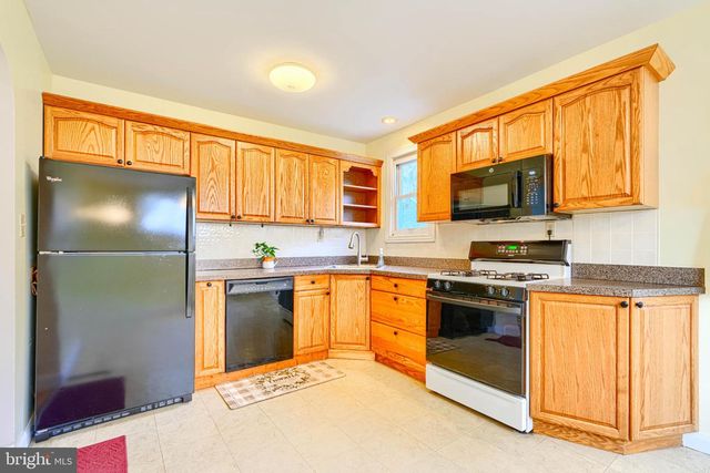 3314 SUMMIT AVE, Baltimore, MD 21234