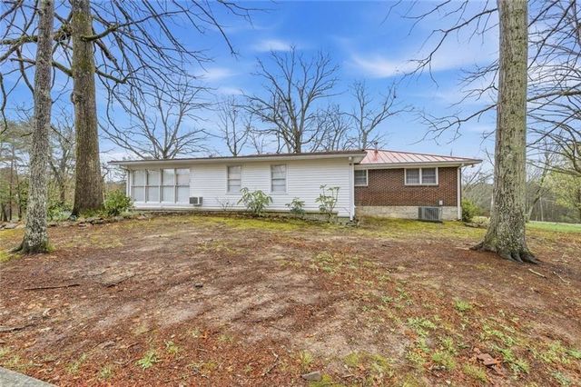 341 Pleasant Hill Road NW, Conyers, GA 30012