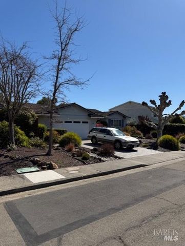 48 Clemente Ct, Novato, CA 94945