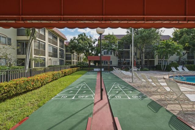 255 S Cypress Road 315, Pompano Beach, FL 33060