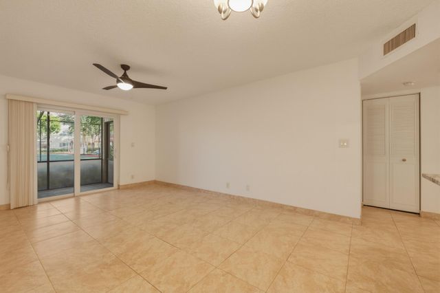 255 S Cypress Road 315, Pompano Beach, FL 33060