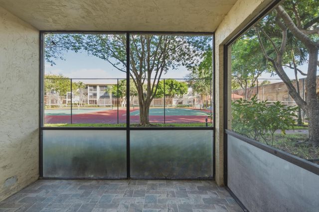 255 S Cypress Road 315, Pompano Beach, FL 33060