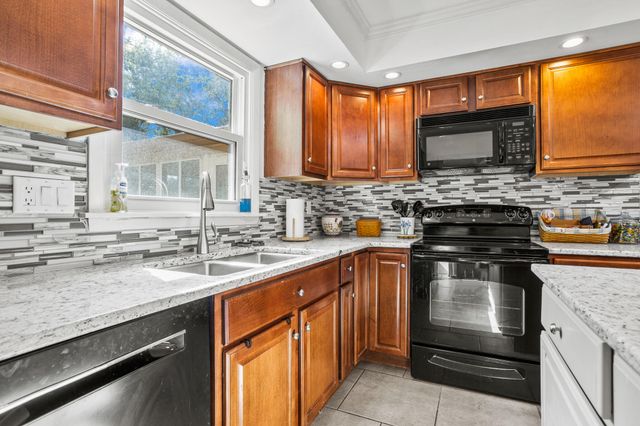 2215 Merrimont Drive 2215 Merrimont Drive, Troy, OH 45373