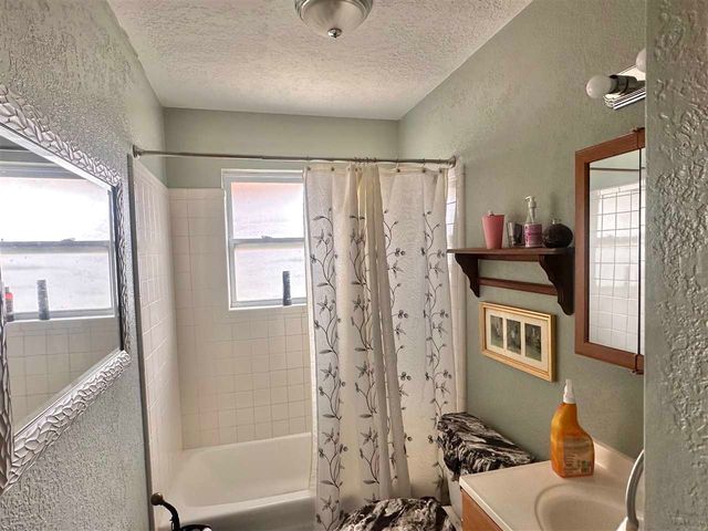 7315 NW Compass Dr, Lawton, OK 73505