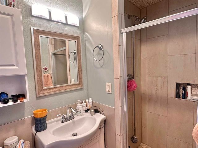 7315 NW Compass Dr, Lawton, OK 73505