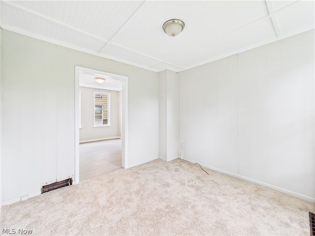 448 E Voris Street, Akron, OH 44311