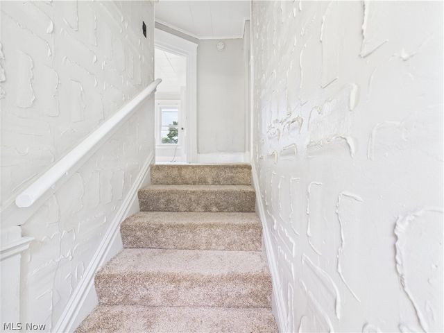 448 E Voris Street, Akron, OH 44311