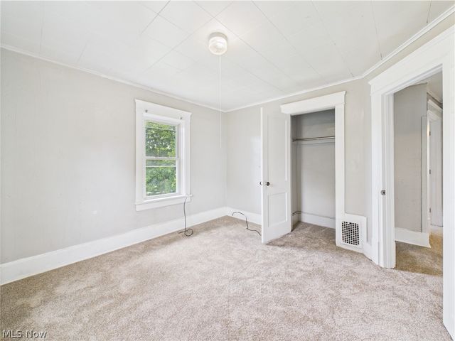 448 E Voris Street, Akron, OH 44311