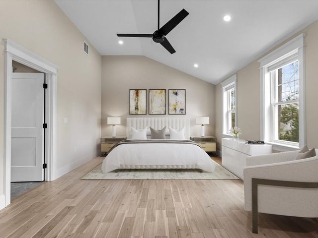 4 Hazeltine Rd, Upton, MA 01568