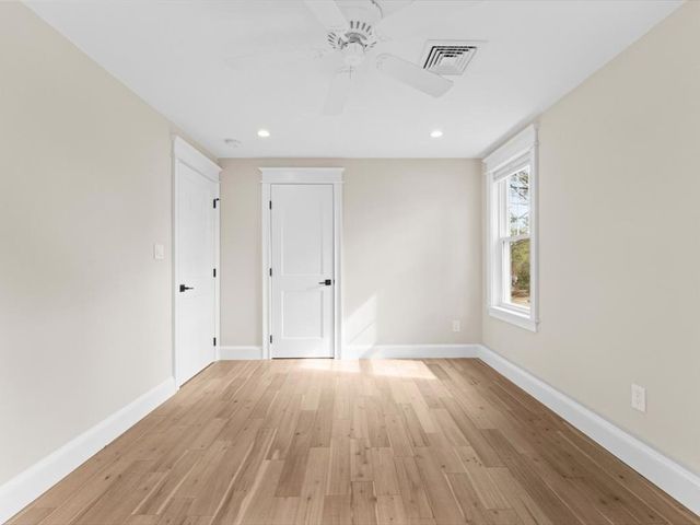 4 Hazeltine Rd, Upton, MA 01568