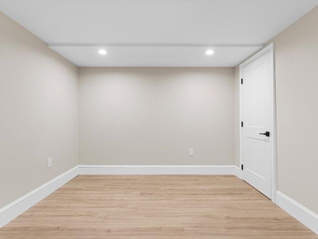 4 Hazeltine Rd, Upton, MA 01568