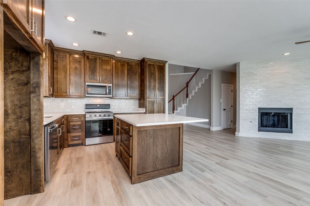 1411 Royal Oaks Drive, Frisco, TX 75036