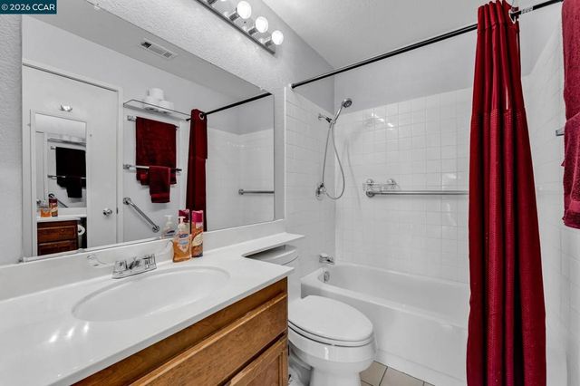 196 Nantucket Lane, Vallejo, CA 94590