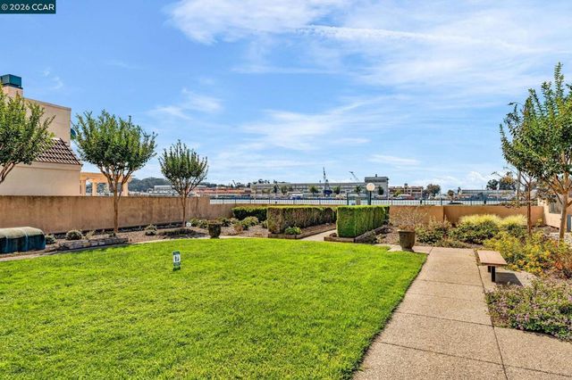 196 Nantucket Lane, Vallejo, CA 94590