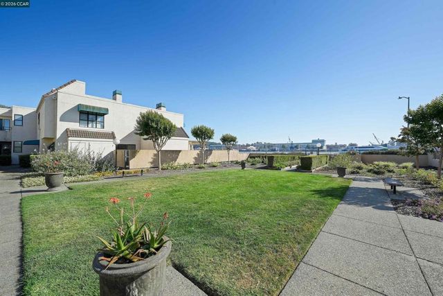 196 Nantucket Lane, Vallejo, CA 94590
